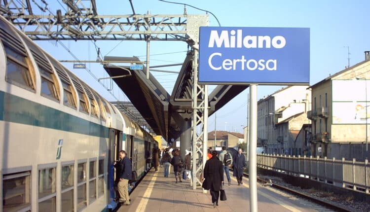 Milano, spaccio di droga nei pressi della stazione di Milano Certosa: la Polizia di Stato arresta un 32enne, trovato in possesso di 14 grammi di hashish.