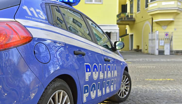 Bolzano: 3 marocchini tentano di derubare 3 pakistani, scatta la lite, espulsi