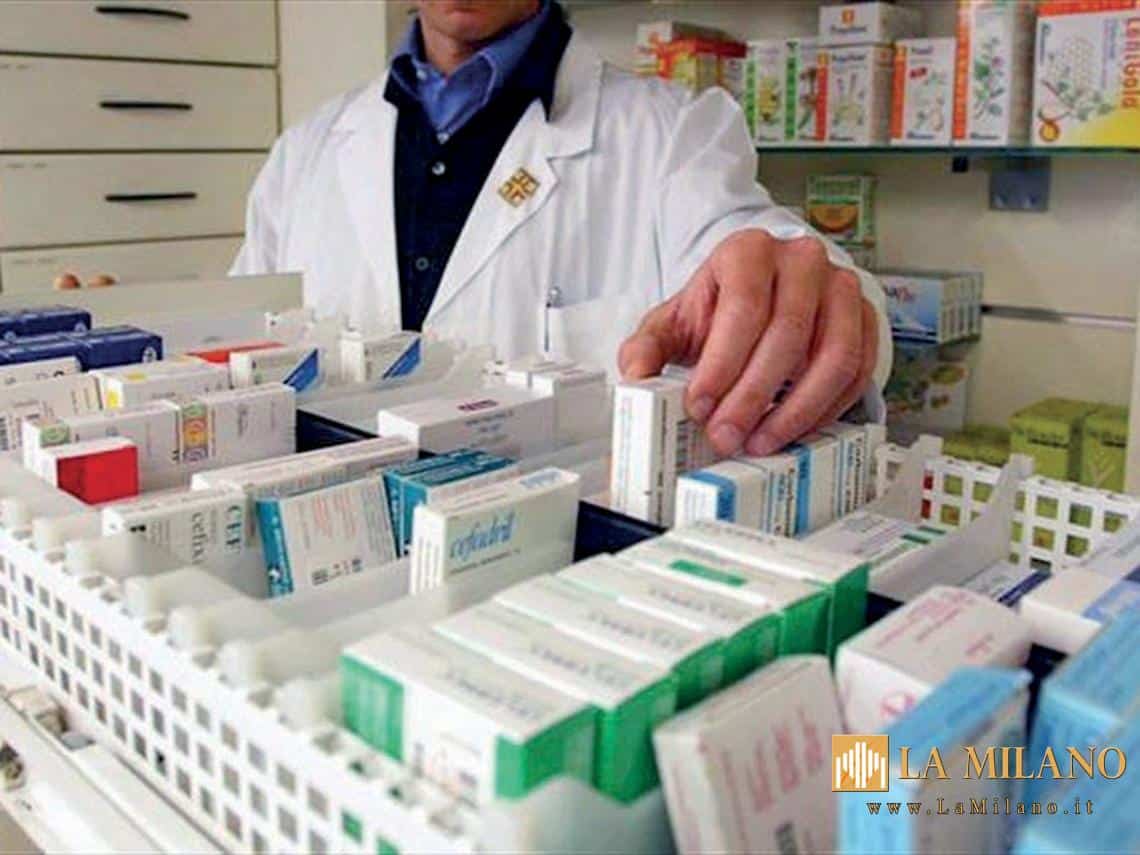 Bari, furto ed esercizio abusivo della professione di farmacista: un arresto e 20 indagati da parte dei Carabinieri