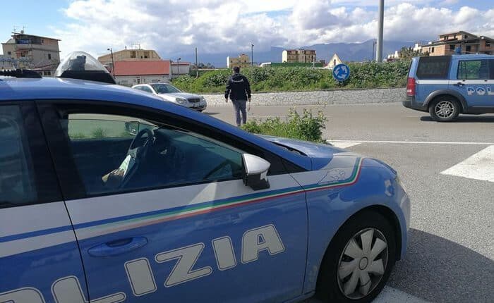 Caivano (NA): arrestate due persone per estorsione, chiedevano un "mensile" in cambio di protezione