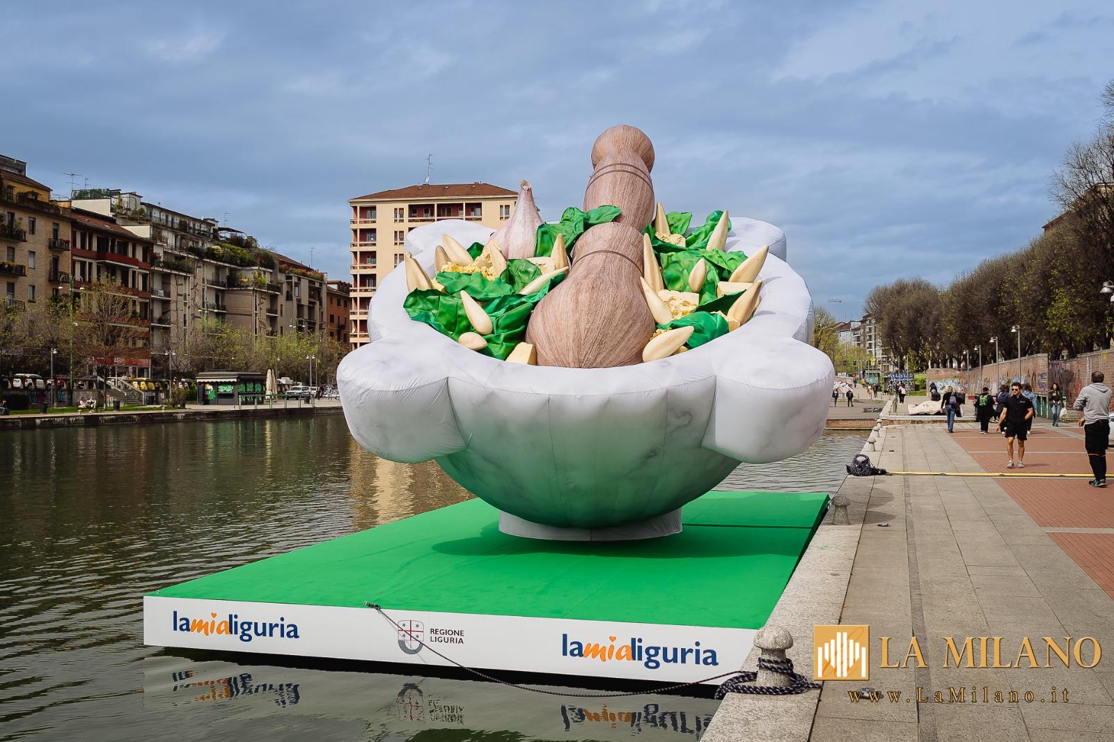 #Pesto masterpiece of Liguria: il mega mortaio della campagna promozionale di Regione Liguria approda a Milano