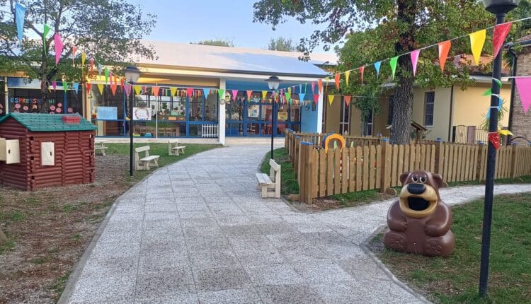 Ravenna. Alluvione: intervento di recupero della scuola di fornace Zarattini grazie alle donazioni.