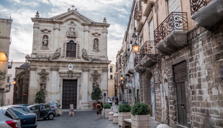 Taranto. Il Questore emette otto DASPO “fuori contesto” per rissa.