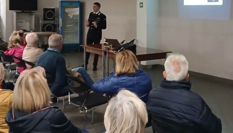 Formigine, Il Comandante della Stazione dei Carabinieri incontra gli anziani presso la Polisportiva “Formiginese”