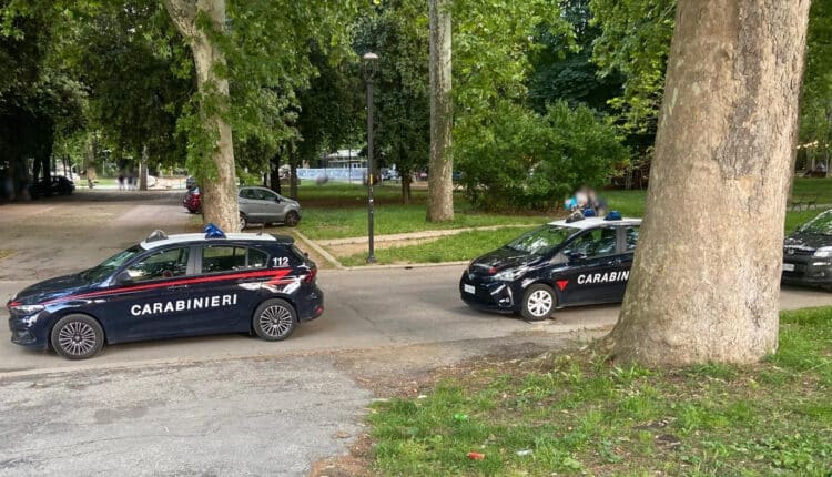 Bologna, spaccio nel Parco della Montagnola :arrestati tre uomini