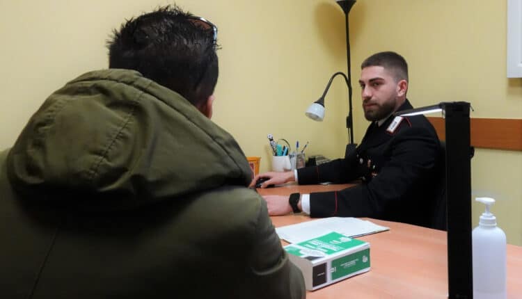 Bologna: indagato per omicidio aggravato, avrebbe simulato il suicidio della moglie