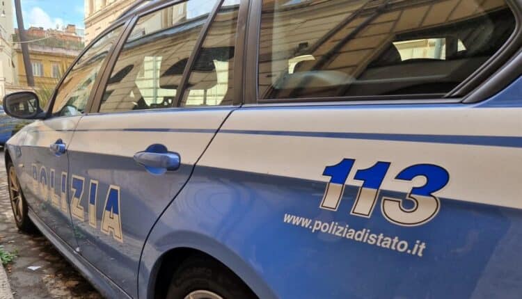 Roma: arrestati 2 giovani per spaccio nei pressi di una sala slot