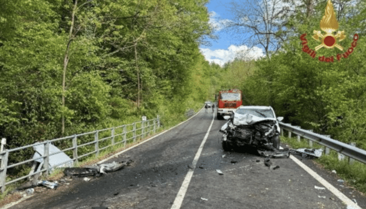 Auto finisce in una scarpata a Luino un morto e tre feriti gravi
