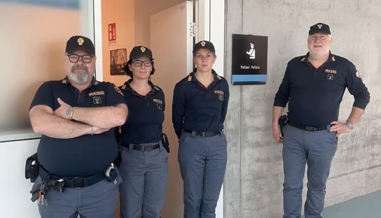 Bolzano: ruba apparecchiature tecniche e un camice all’ospedale San Maurizio, scoperto e denunciato dalla Polizia.