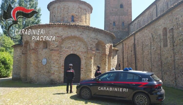 Piacenza, sottrae bancomat dalle auto in sosta :arrestato 39enne