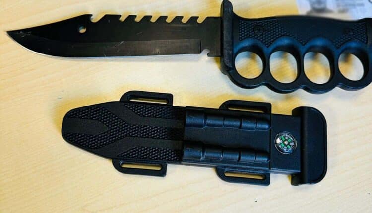 Como, servizio straordinario della Polizia di Stato: rintracciato 26enne marocchino e arrestato 34enne per detenzione illegale di armi