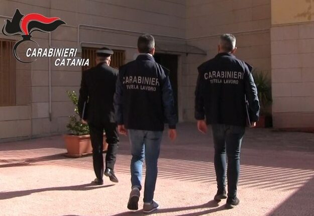 San Gregorio di Catania, Carabinieri trovano 5 lavoratori in nero su 8: sospesa l’attività di un’azienda