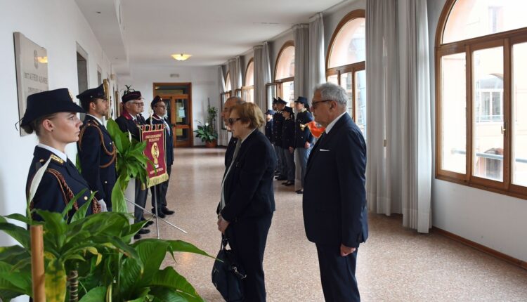 La polizia di stato di Venezia ricorda il Vice Questore Aggiunto Alfredo Albanese nel 44° anniversario dalla scomparsa