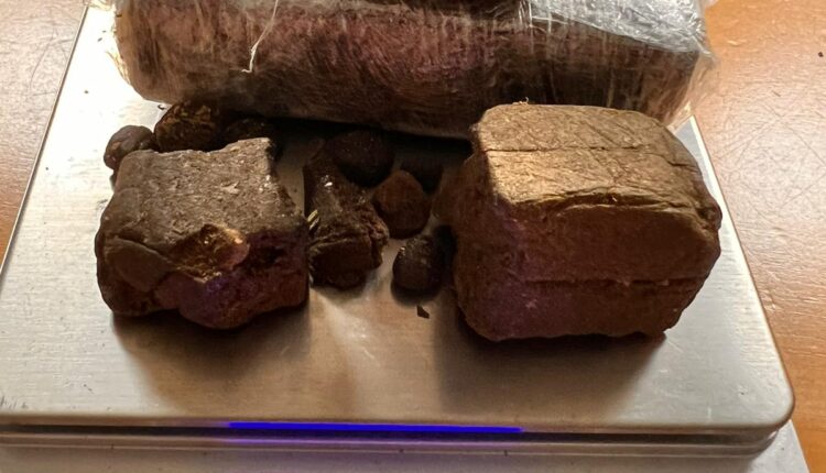 Rimini, attirati da uno strano odore scoprono oltre 200 gr di sostanza stupefacente: arrestato un cittadino tunisino