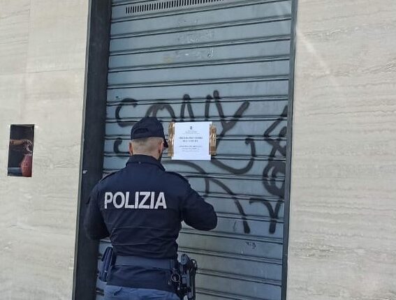 Torino, controlli della Polizia di Stato: sospesa la licenza di due bar e arrestati un 39enne e un 24enne per spaccio