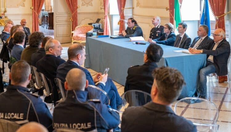 Trapani, riunito il Comitato provinciale per l’Ordine e la Sicurezza per rendere omogenee le misure di contenimento della movida notturna