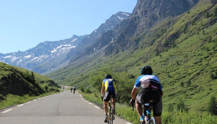 Cuneo, farà tappa la 21esima edizione della cicloturistica Paris-Nice