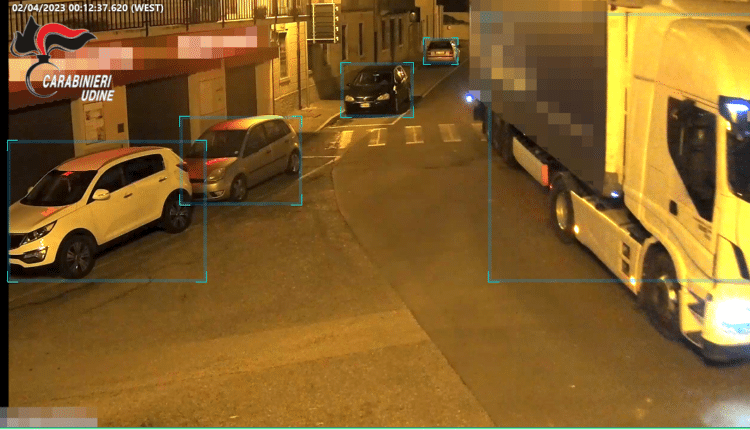 Udine, furto da 200mila euro in uno stabilimento alimentare: arrestate 7 persone tra la Lombardia e la Puglia