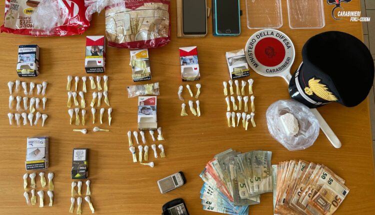 Meldola: spacciava droga nel proprio bar, arrestato 46 enne.