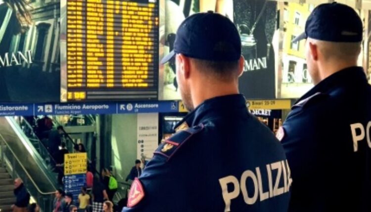 Mi­la­no: con­trol­li nel­le sta­zio­ni, la po­li­zia di Sta­to ar­re­sta due per­sa­ne.