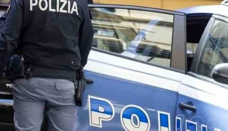 Nettuno: la Polizia di Stato ha arrestato un 47enne perché gravemente indiziato di detenzione ai fini di spaccio di sostanze stupefacenti, ricettazione e detenzione abusiva di armi. 