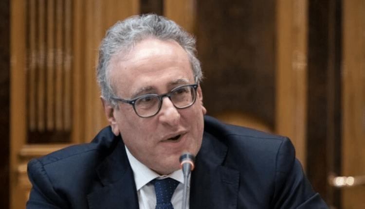 Piantedosi e Bernini consegnano al rettore della Federico II le chiavi di un bene confiscato alla criminalità