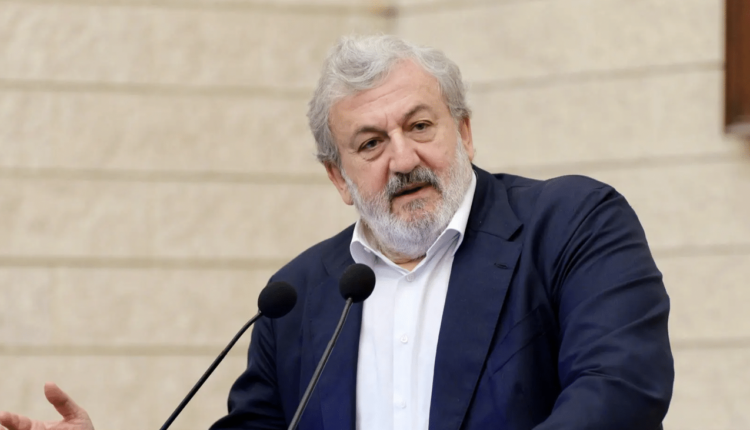 Puglia, respinta la sfiducia al presidente Emiliano