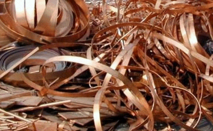 Pescara, sorpresi tranciare cavi in rame presso il complesso "città della musica": arrestati un 42enne e un 22enne