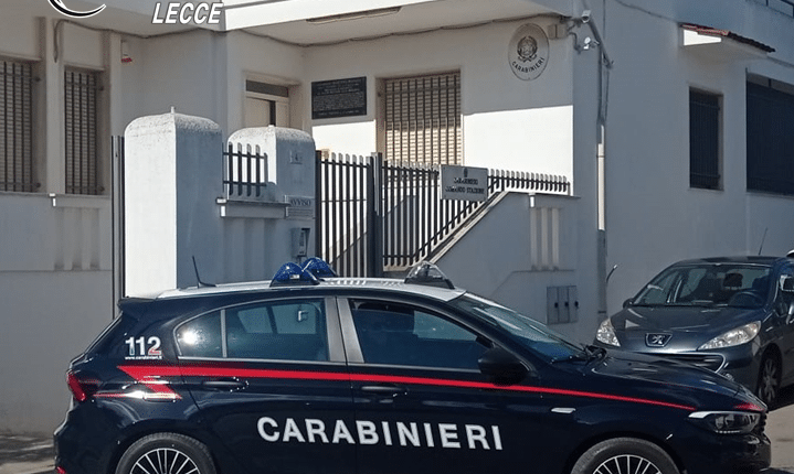 Racale, picchia la compagna fino a farle provocare l'interruzione della gravidanza