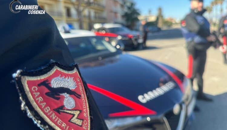 Si era presentato all’ultimo appuntamento armato: accusato di essere evaso per incendiare l’auto della madre dell’ex