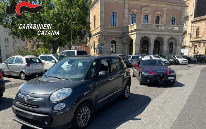 Biancavilla (CT): ruba una 500 L e tenta il “cavallo di ritorno”, arrestato