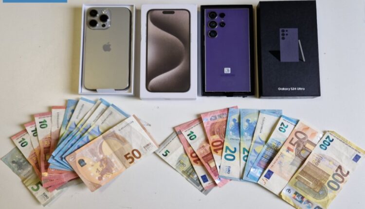 Varese: denunciati dalla Polizia due venditori di smartphone contraffatti