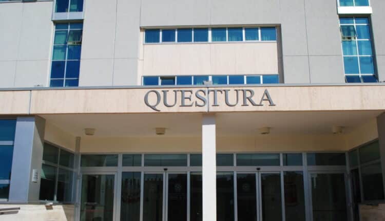 Martina Franca, imbrattamenti ed atti vandalici: continua la caccia all'autore