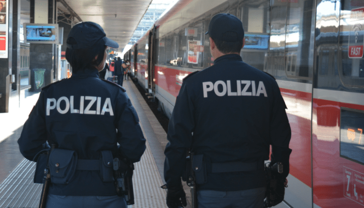 Lazio: controllo settimanale della Polizia nelle stazioni ferroviarie, 8 arresti e 15 denunce