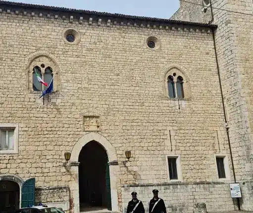 Atina, maltrattava l'ex compagna da anni: 43enne sottoposto al divieto di avvicinamento, con braccialetto elettronico