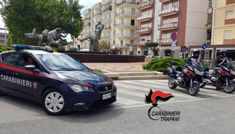 Marsala, ricettazione e indebito utilizzo di carte di pagamento: arrestato 29enne