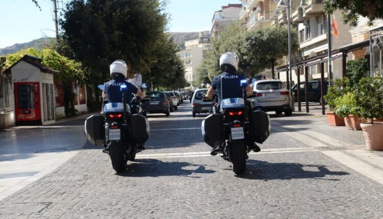 Crotone, continuano i controlli ai locali del lungomare: applicate 3 sanzioni