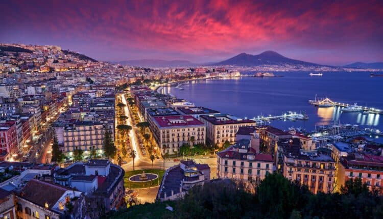 Napoli, diffide e sospensioni di attività commerciali per vendita di alcol a minori e rumore.