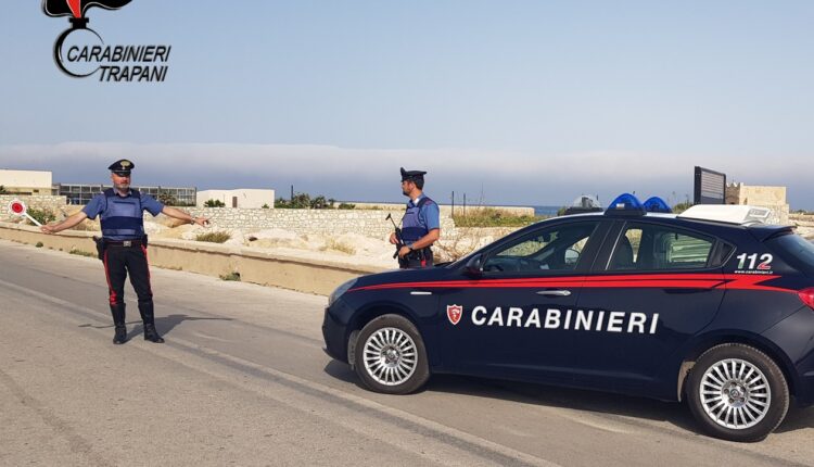 Trapani, evade dai domiciliari e mette a segno un furto: arrestato 28enne