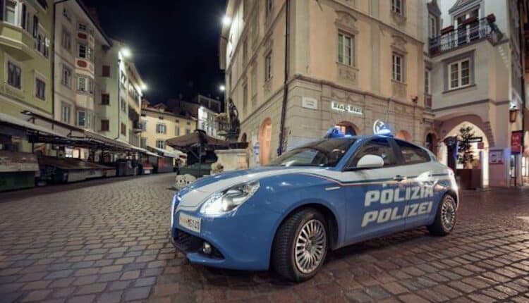 Merano, arrestato latitante per spaccio di droga: si nascondeva in centro città