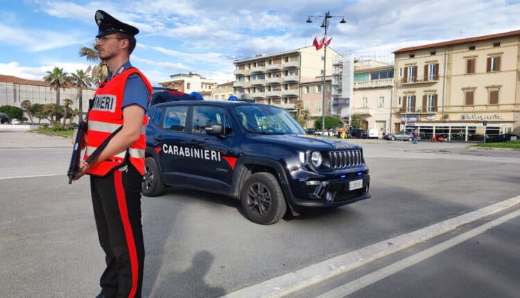 Viareggio, aggressioni violente a coetanei: individuati i 3 responsabili.