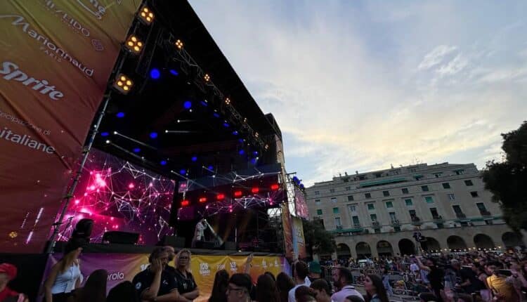Genova, 105 Summer Festival, oltre 40mila persone in Piazza della Vittoria