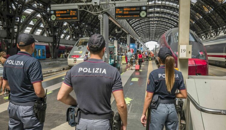 Milano, furti in stazione centrale: arrestate tre persone