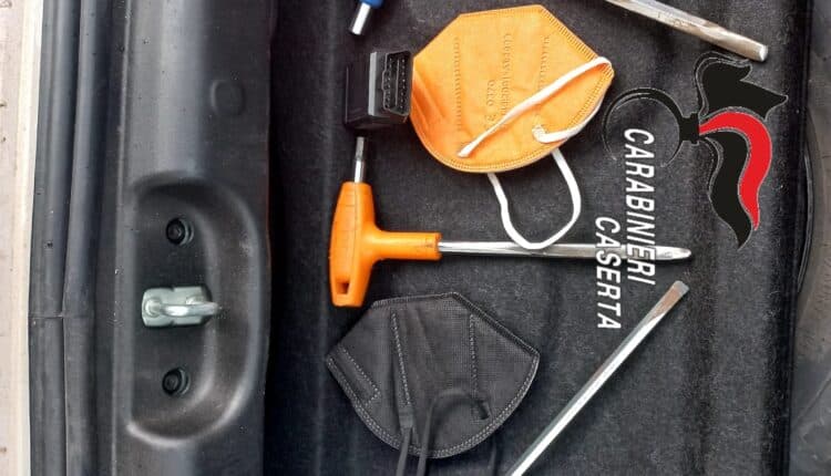 Caserta, dopo un folle inseguimento arrestati tre ladri di auto