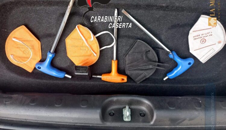 Caserta, dopo un folle inseguimento arrestati tre ladri di auto