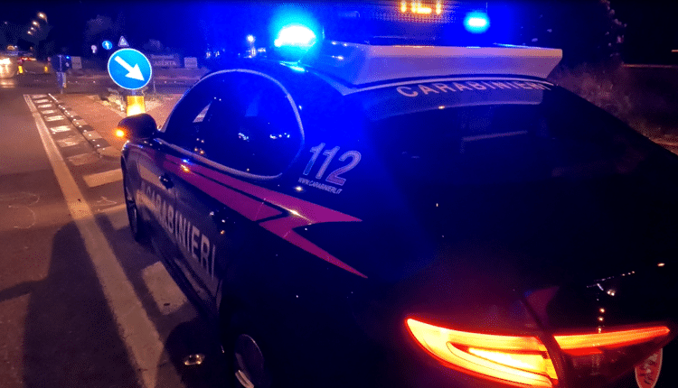 Caserta: rapinatori in monopattino, denunciati dai Carabinieri.