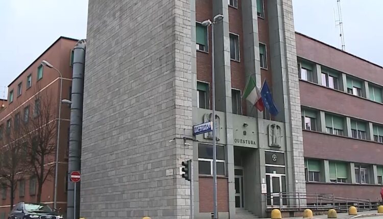 Como: fa richiesta della carta di identità valida per l’espatrio ma è ricercato, la Polizia di Stato lo arresta.