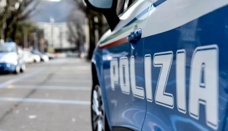 Como: prima rubano una bicicletta in centro città e poi negli spogliatoi della palestra, la Polizia di Stato arresta i responsabili.