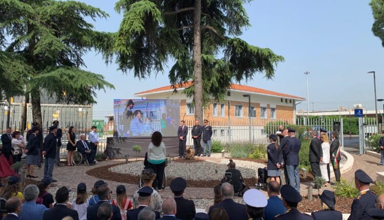 Verona, la Polizia di Stato ricorda con una statua il Poliziotto Nicola Barbato