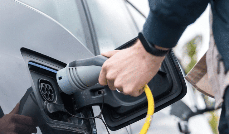 Incentivi auto, oggi riparte il nuovo Ecobonus 2024